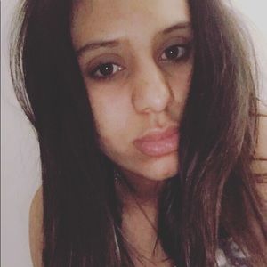 Meet your Posher, Kennedee